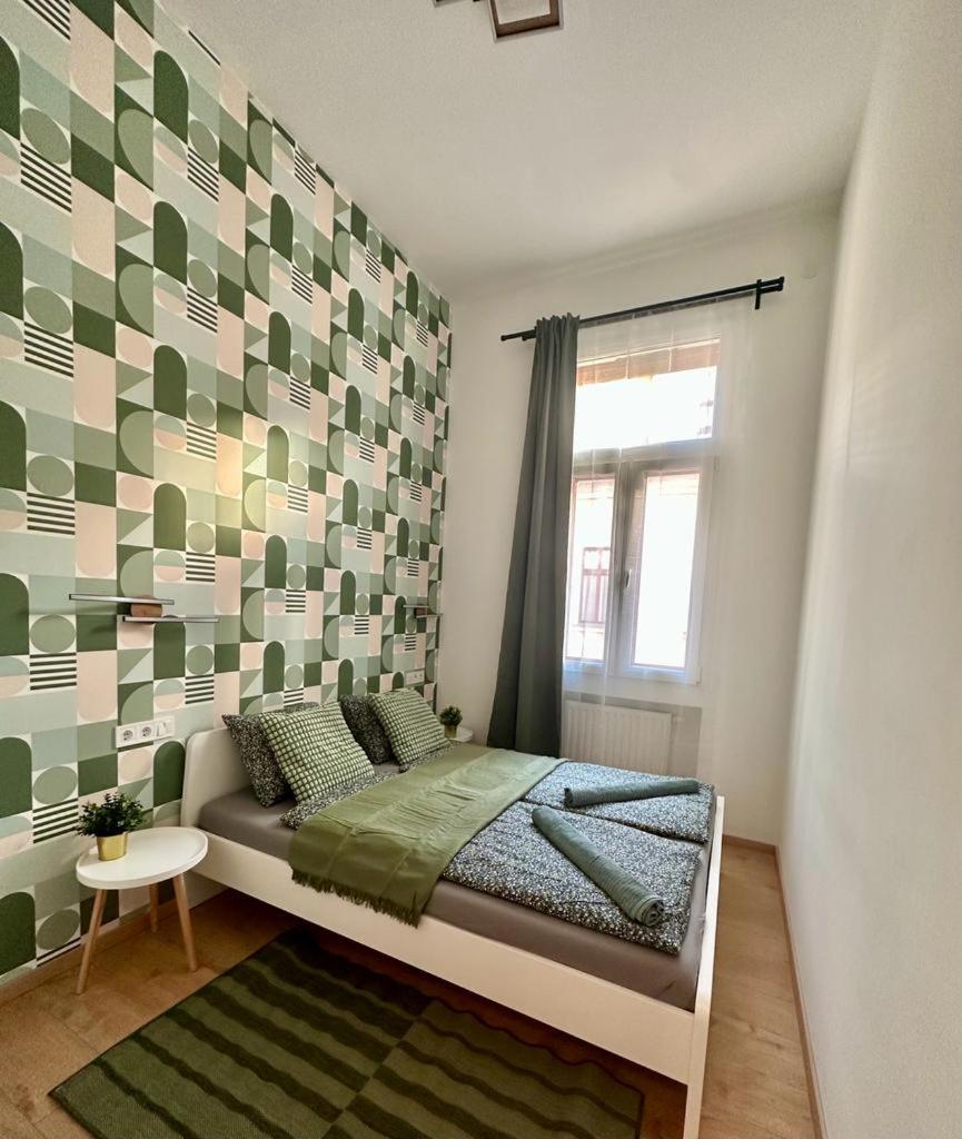 Apartment At Gozsdu Courtyard #Partyzone #Downtown #Freeparking Будапешт Екстер'єр фото